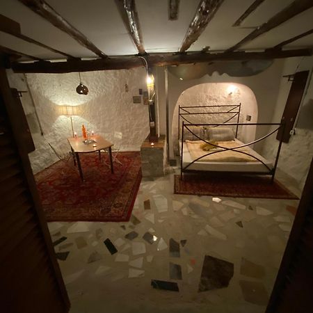Shotgun Hostel & Guesthouse Vuno Εξωτερικό φωτογραφία