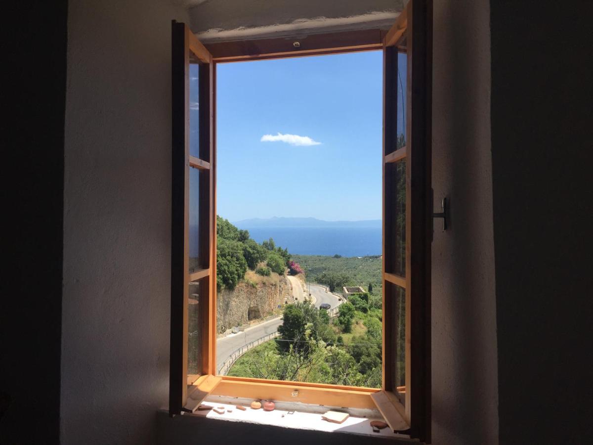 Shotgun Hostel & Guesthouse Vuno Εξωτερικό φωτογραφία