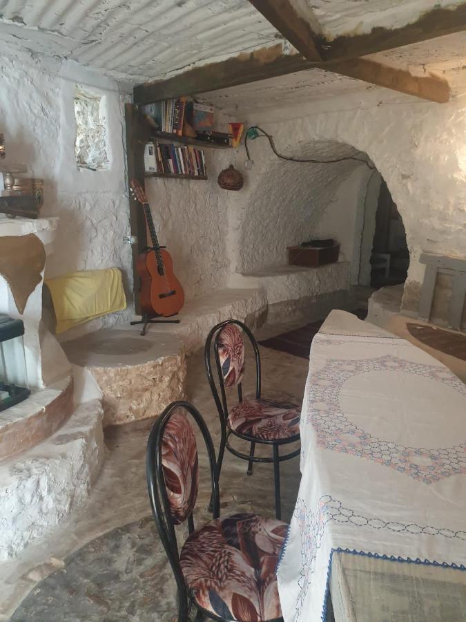 Shotgun Hostel & Guesthouse Vuno Εξωτερικό φωτογραφία